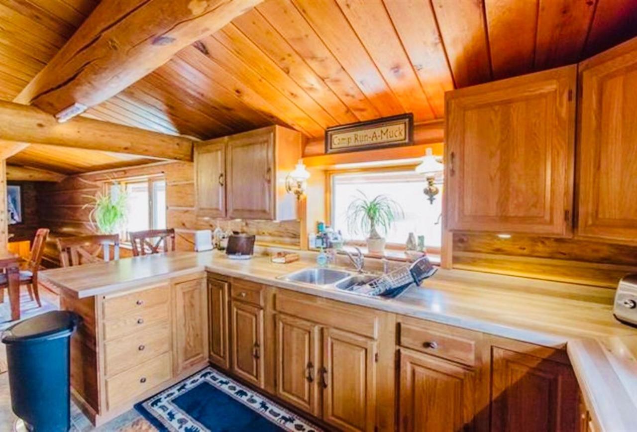 Aurora Villa Φέρμπανκς Εξωτερικό φωτογραφία